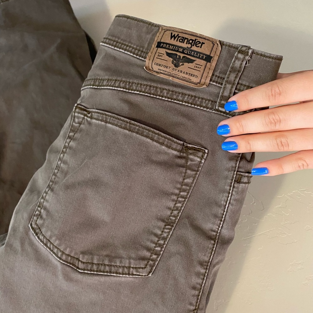 WRANGLER BROWN JEANS size:4-6